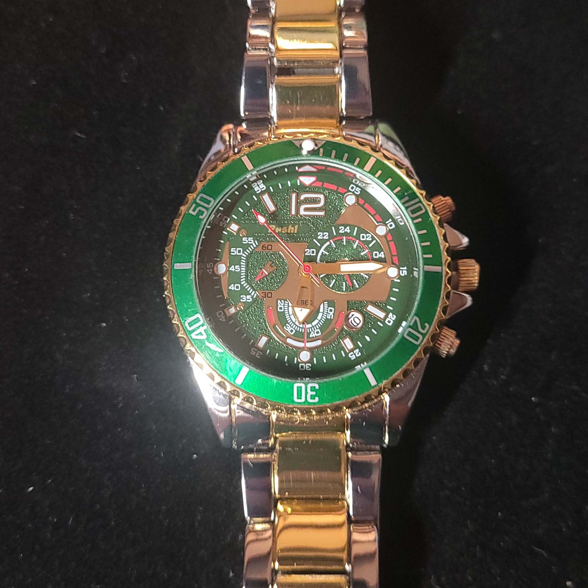 Poshi Green Dial Chronograph Watch